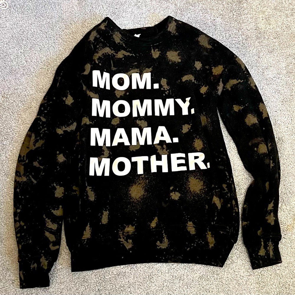 Modern Mom crewneck